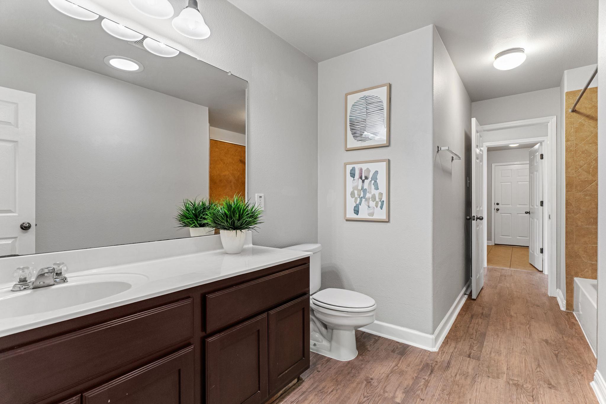 347 Serene Hollow LN