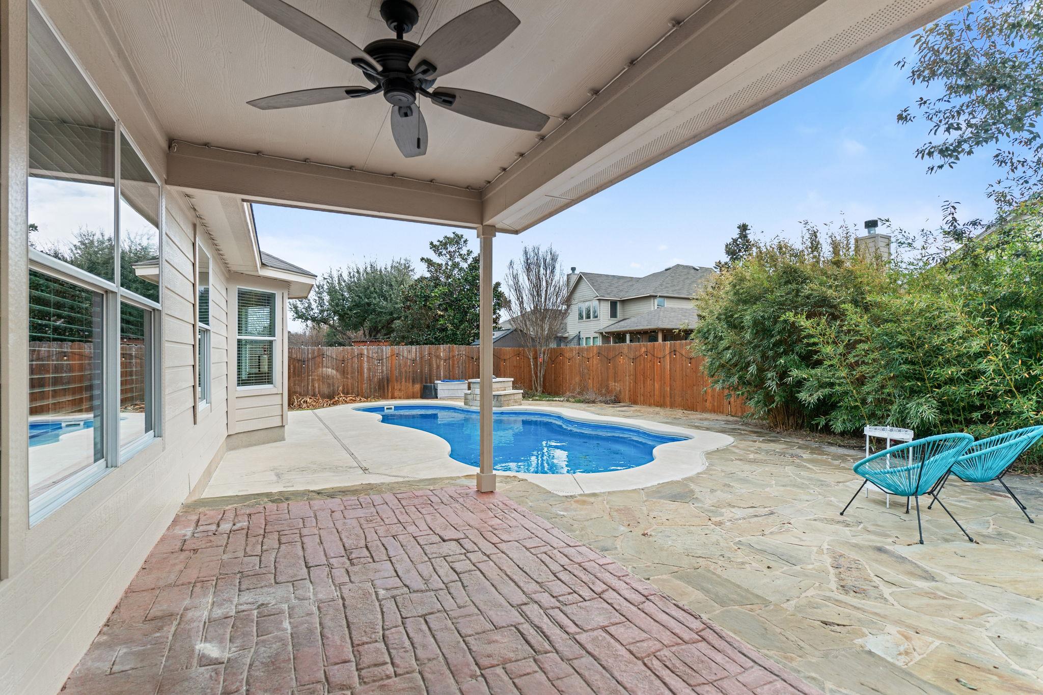 347 Serene Hollow LN