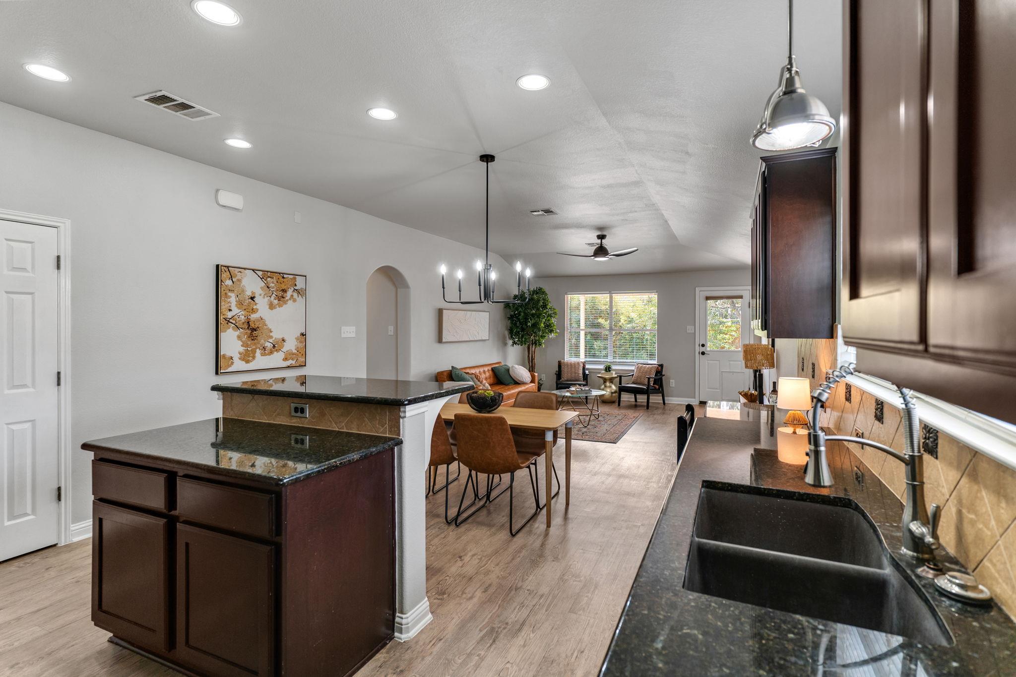 347 Serene Hollow LN