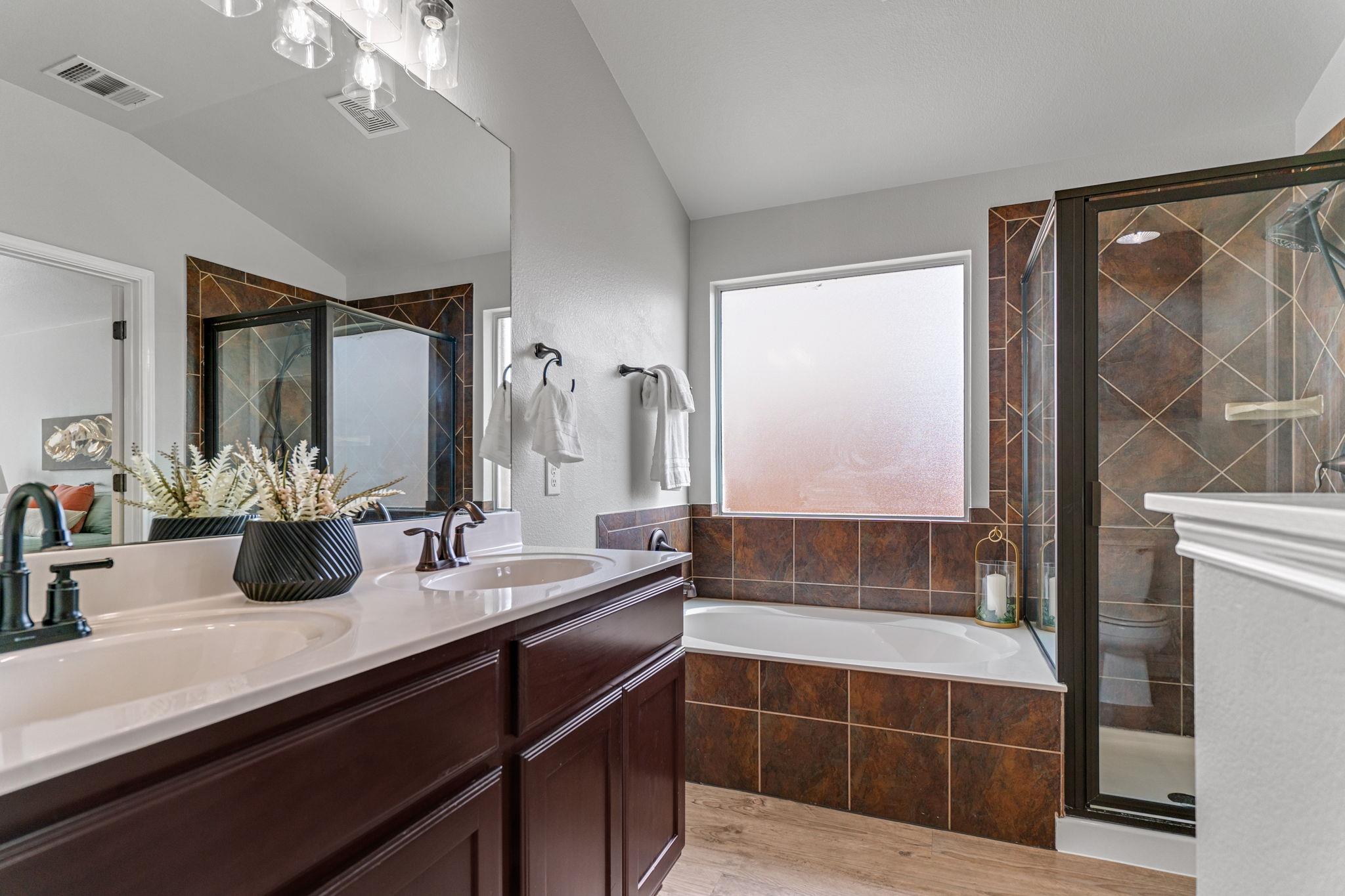 347 Serene Hollow LN