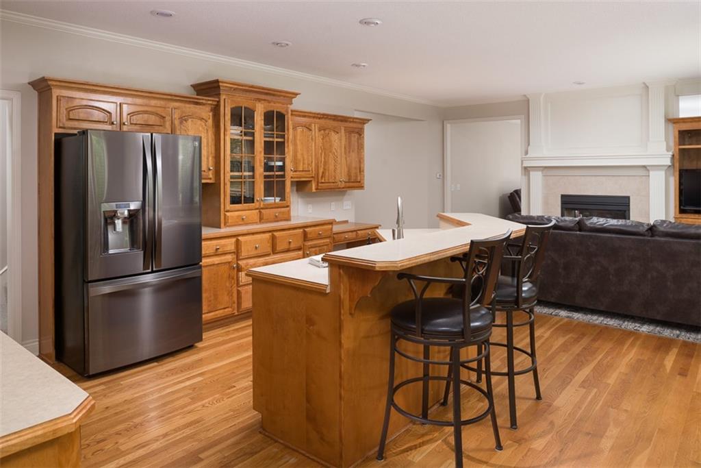 709 NE Twin Brook Drive