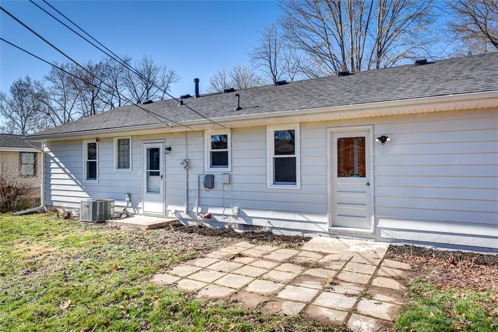 4307 N Denver Avenue