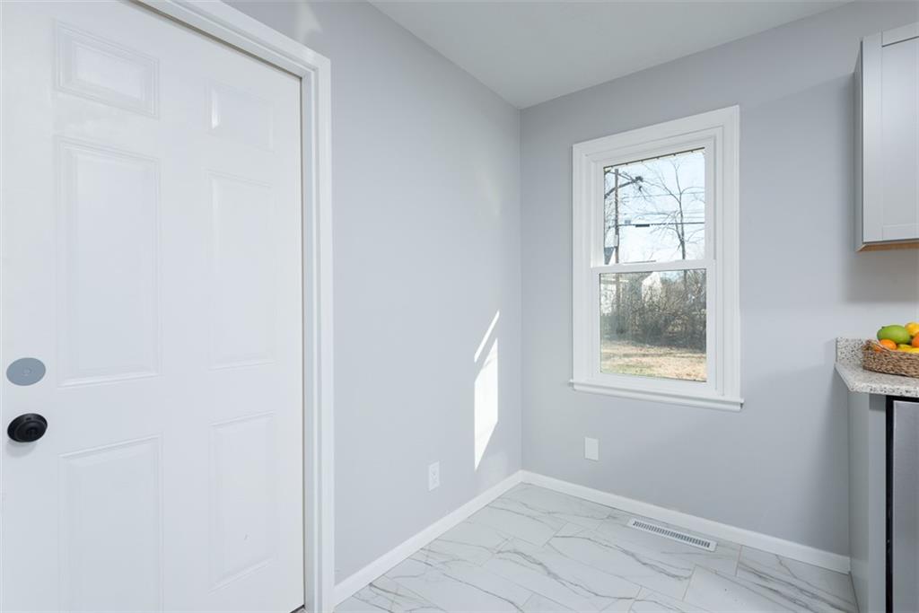 4307 N Denver Avenue