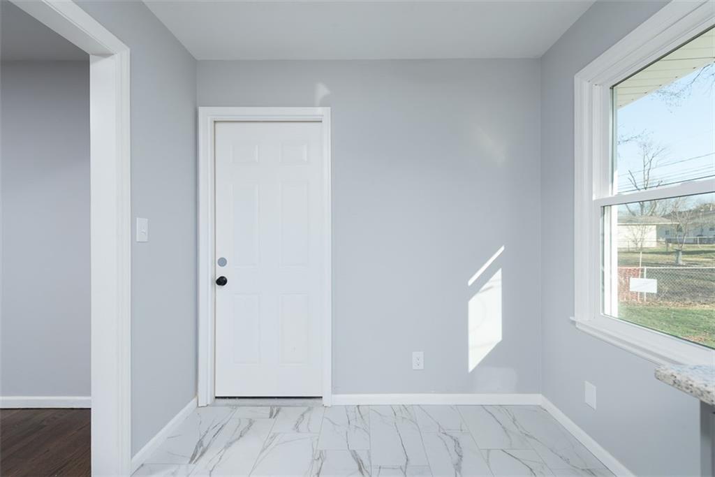 4307 N Denver Avenue