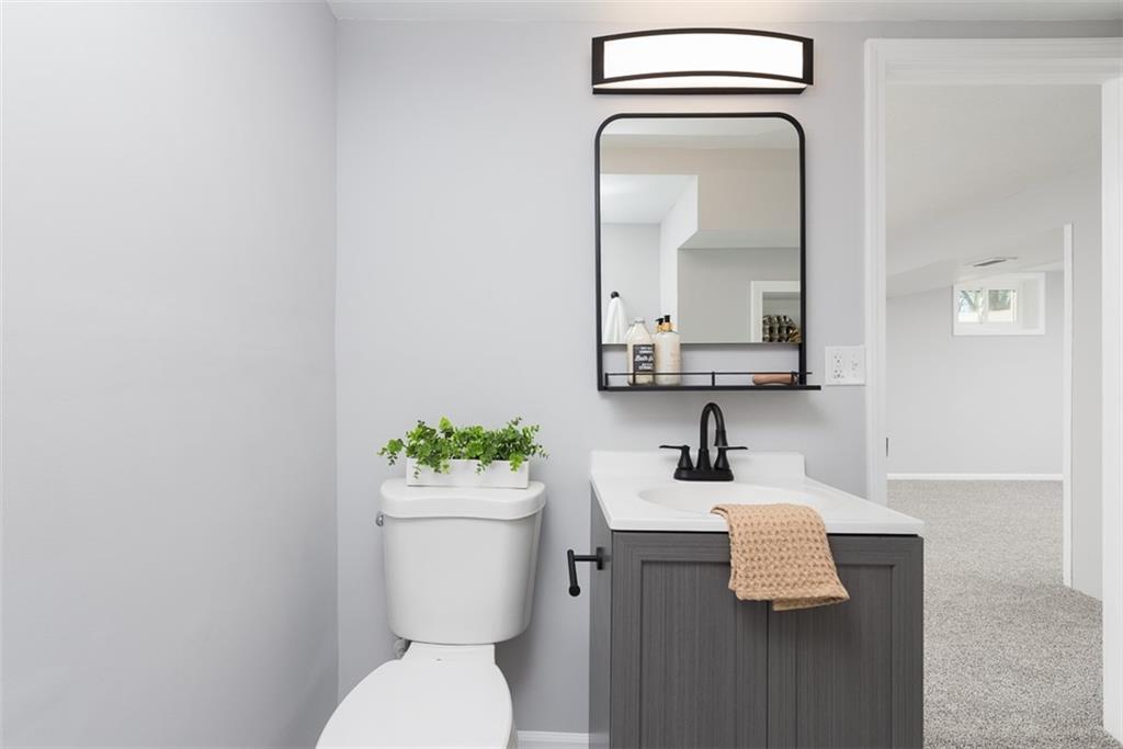 4307 N Denver Avenue