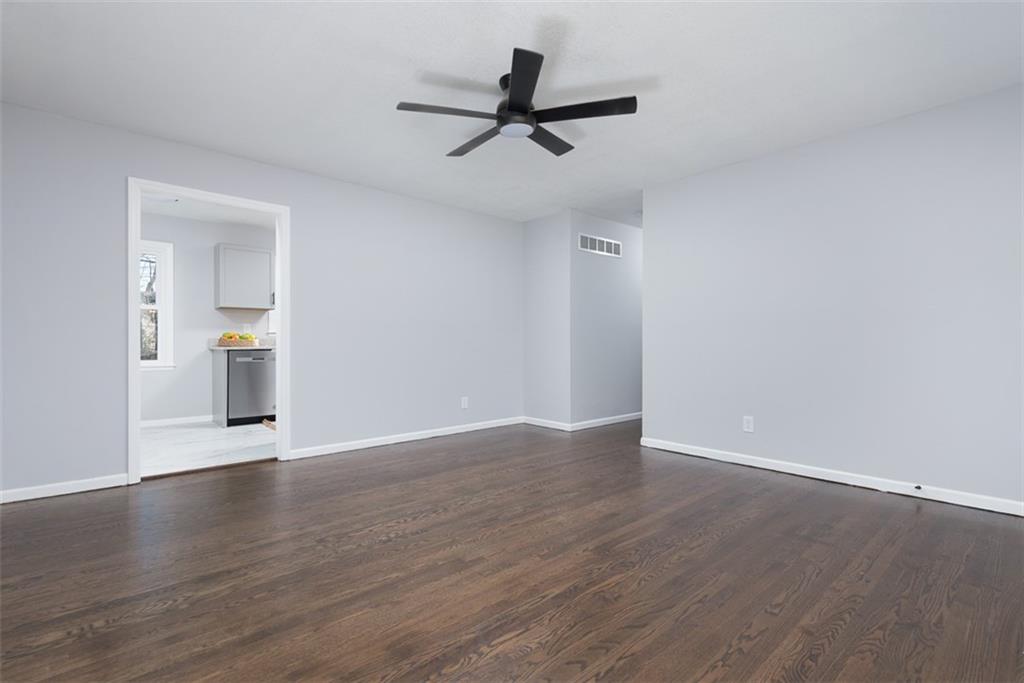 4307 N Denver Avenue