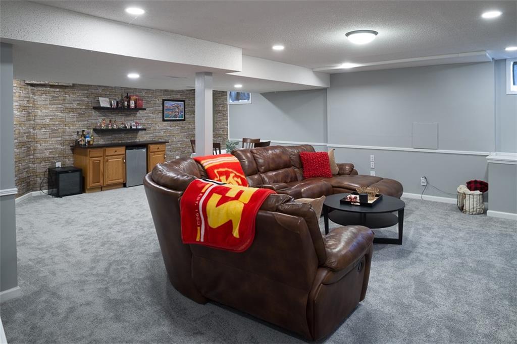 18950 W 163rd Terrace