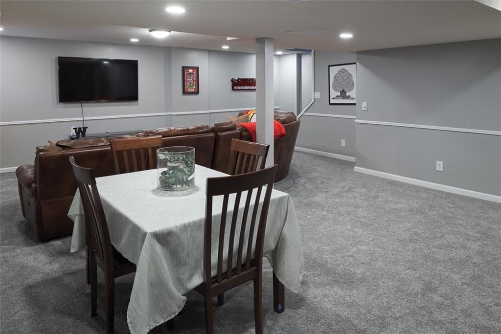 18950 W 163rd Terrace