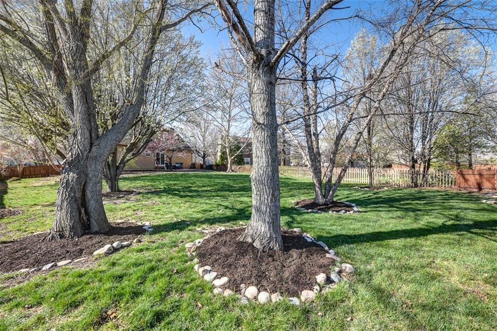 18950 W 163rd Terrace