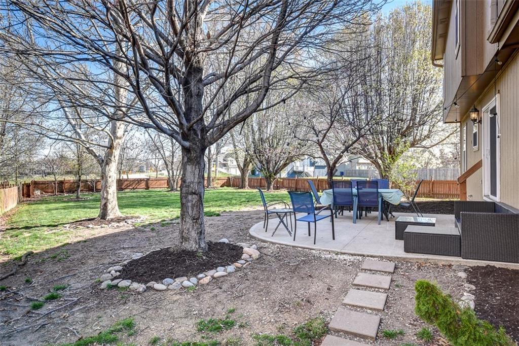 18950 W 163rd Terrace