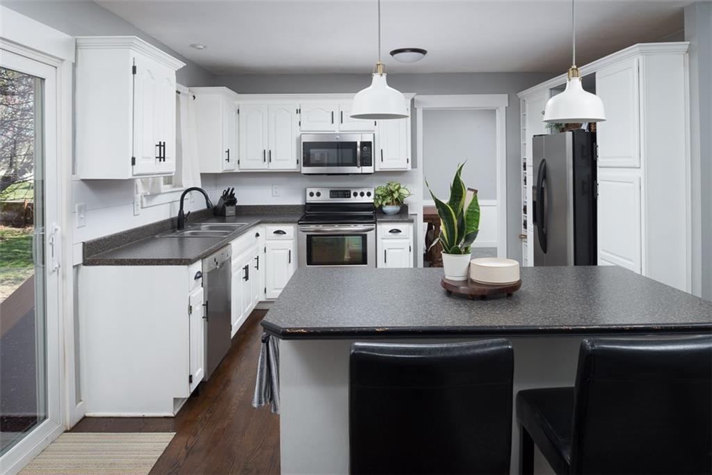 18950 W 163rd Terrace