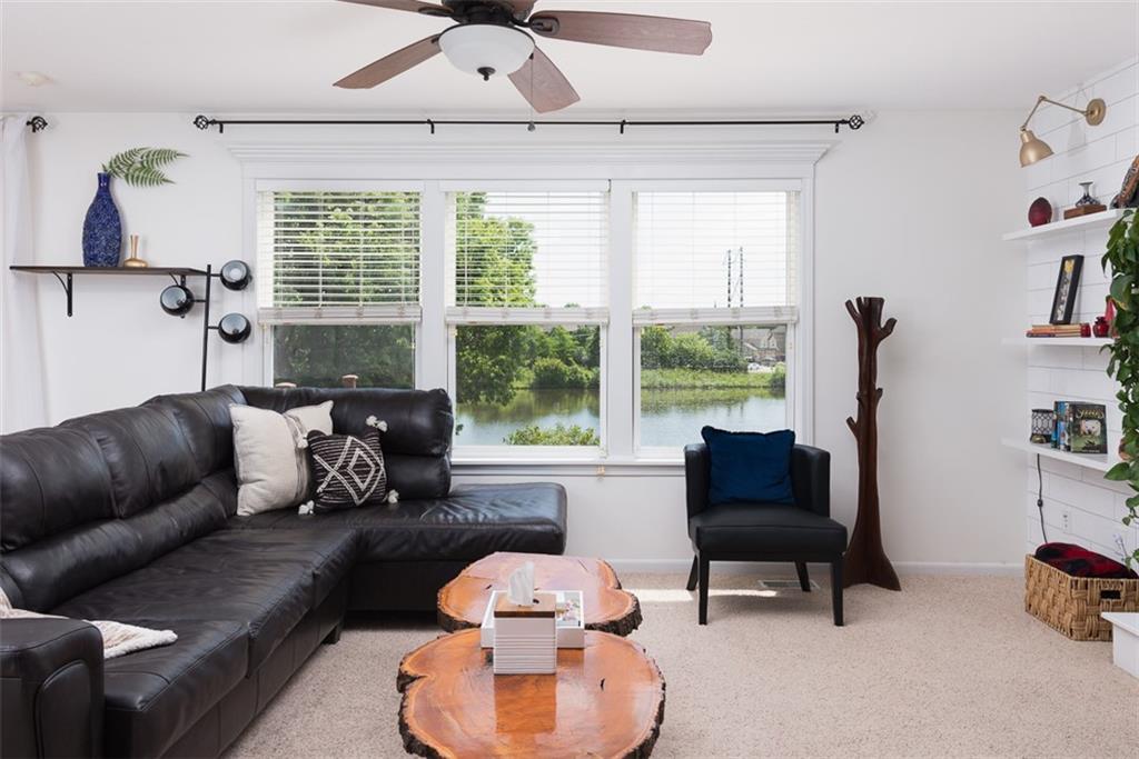 10209 N Lewis Avenue