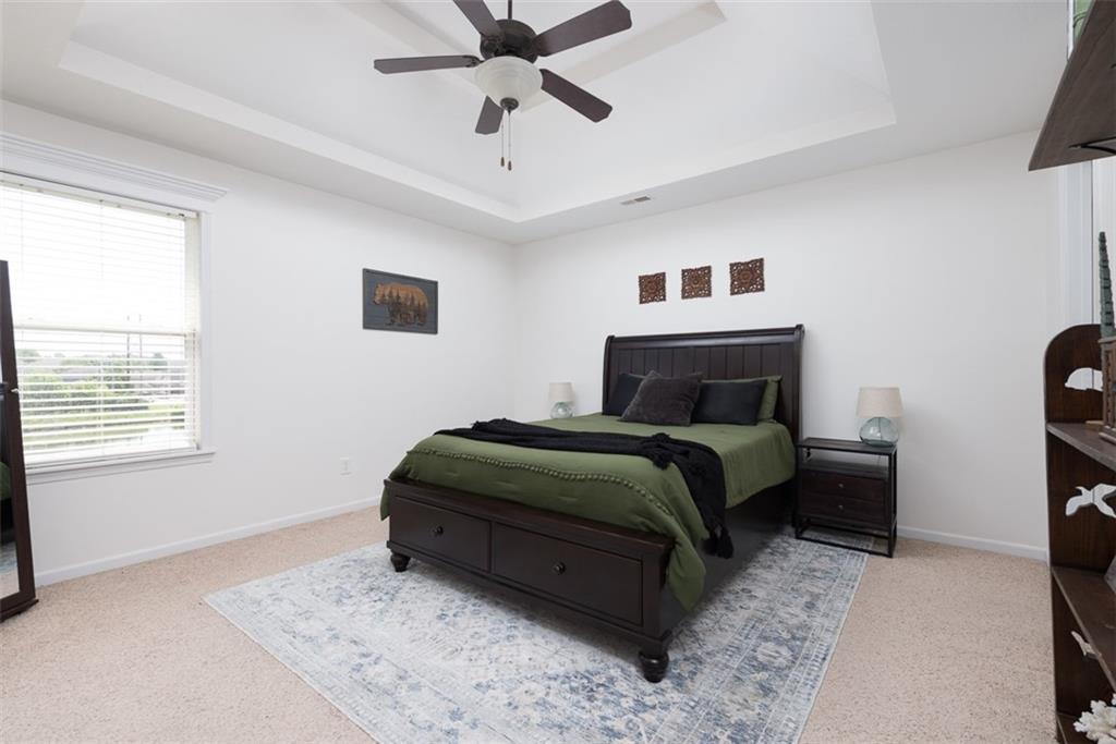 10209 N Lewis Avenue