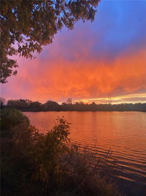 10209 N Lewis Avenue