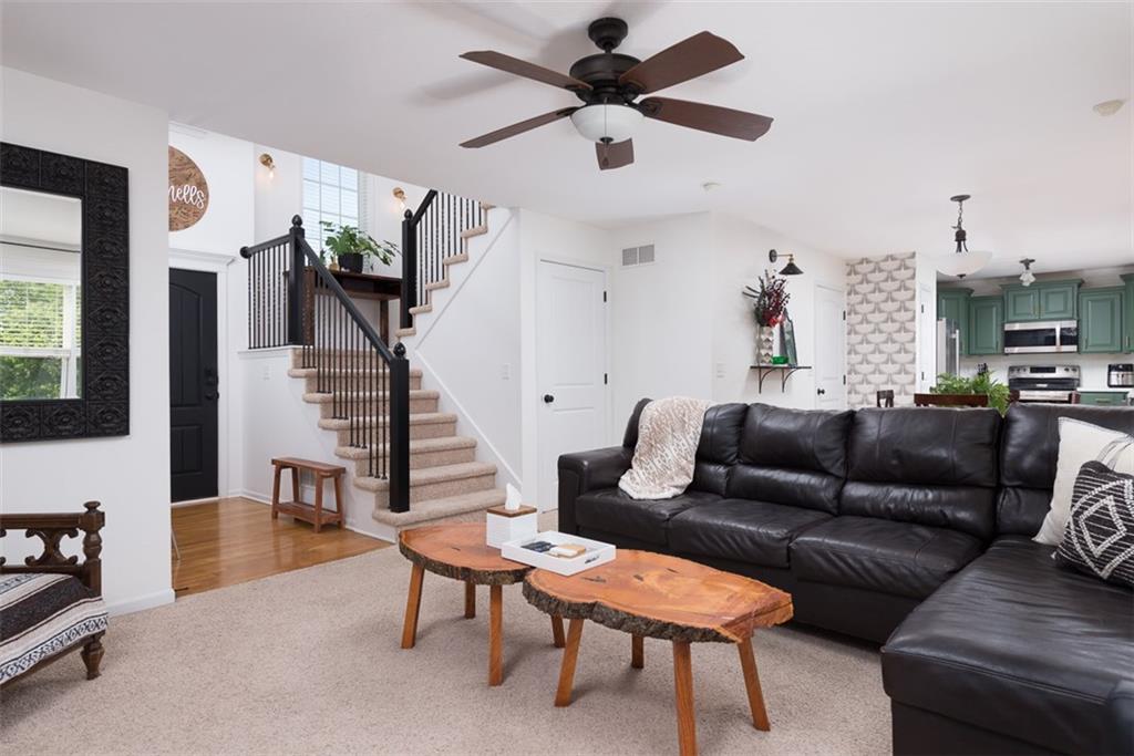 10209 N Lewis Avenue