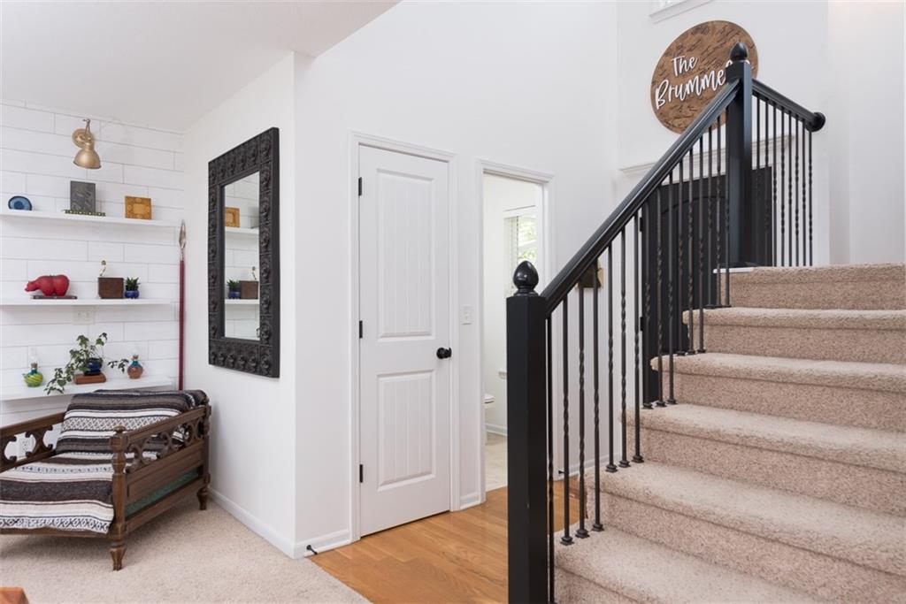 10209 N Lewis Avenue