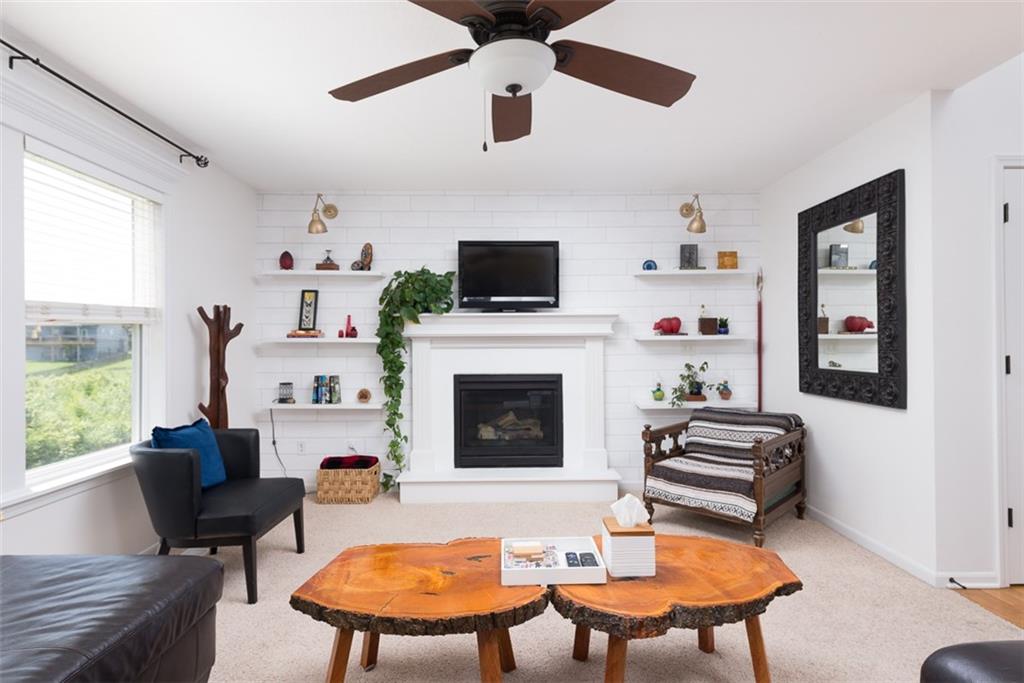 10209 N Lewis Avenue