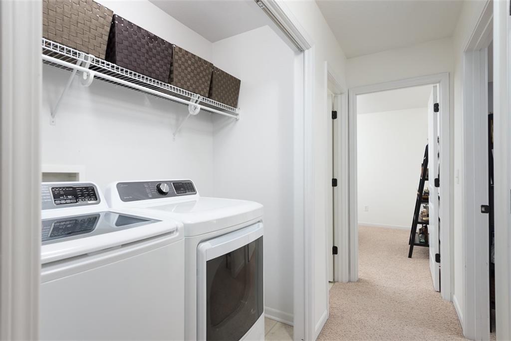 10209 N Lewis Avenue