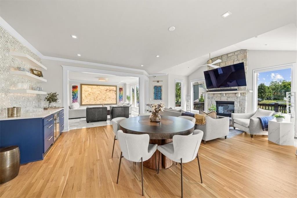 15825 S Hallet Street