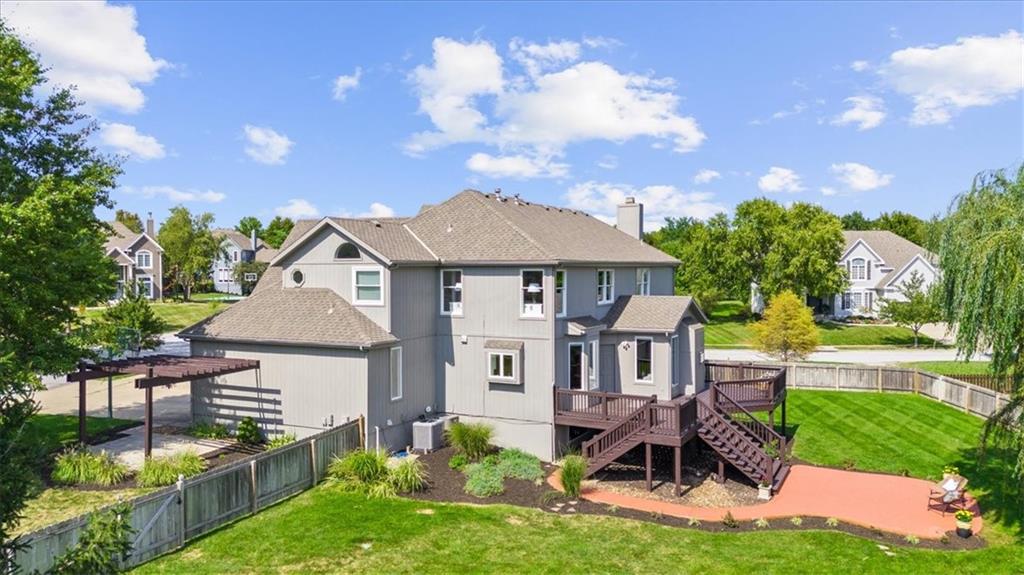 15825 S Hallet Street