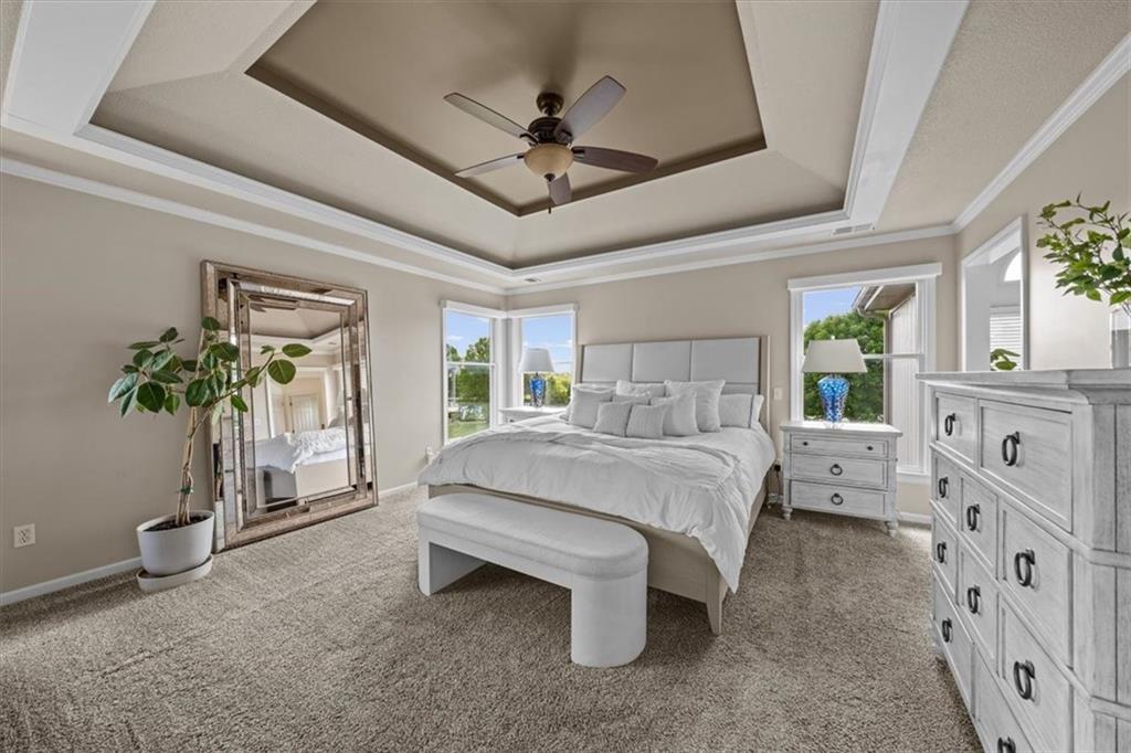 15825 S Hallet Street