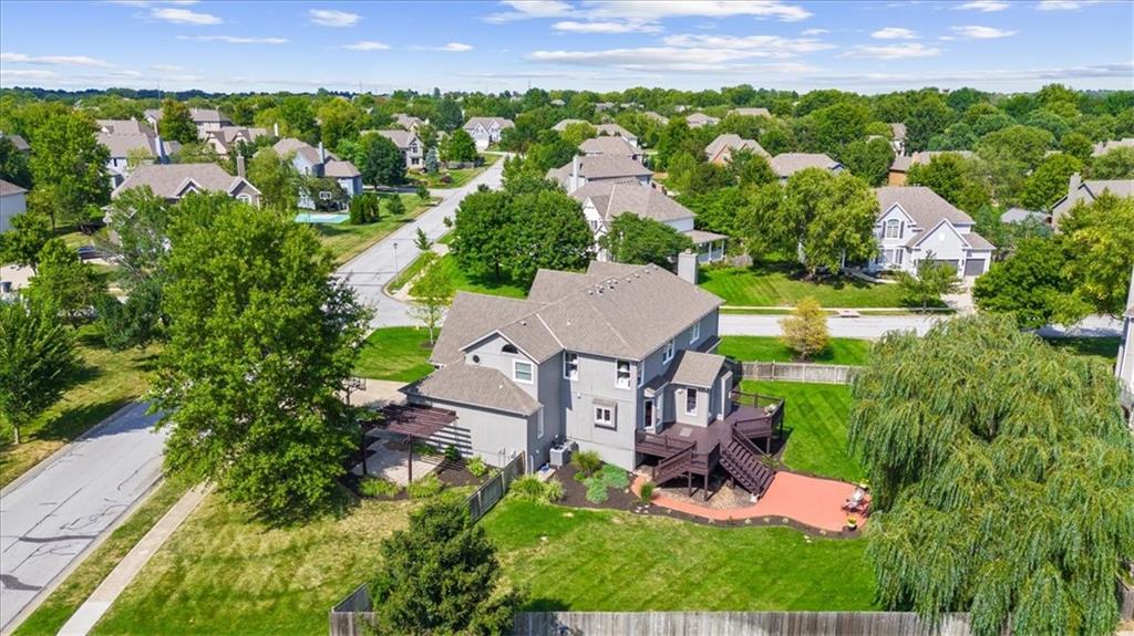 15825 S Hallet Street