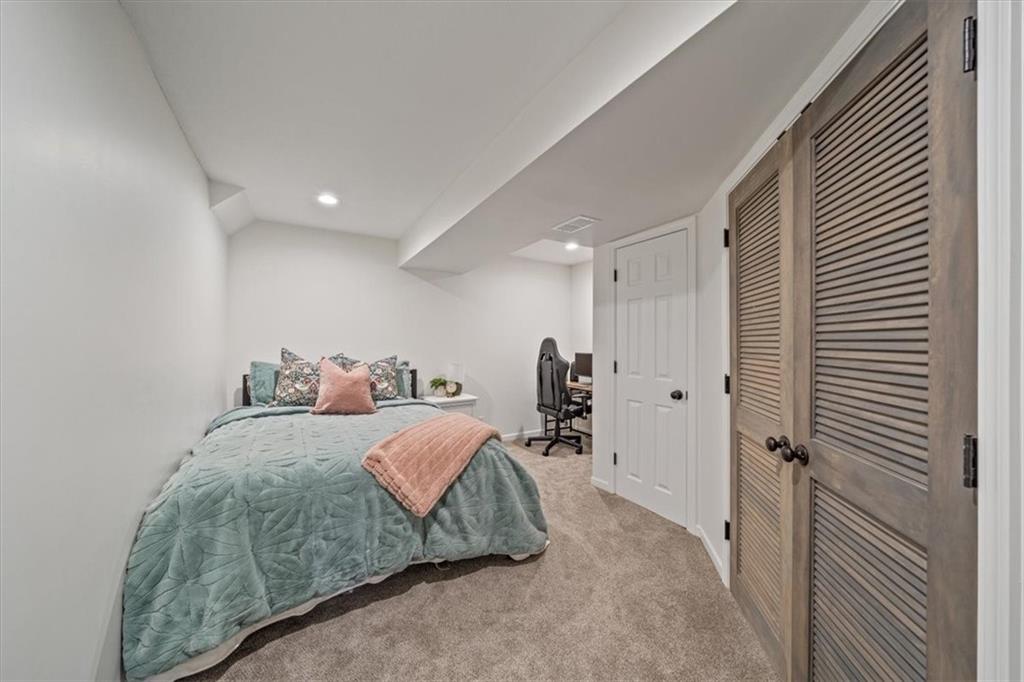 16343 S Burch Street