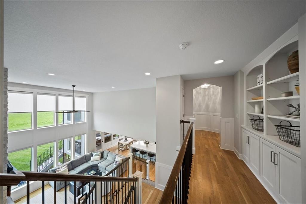 9872 Saddletop Street