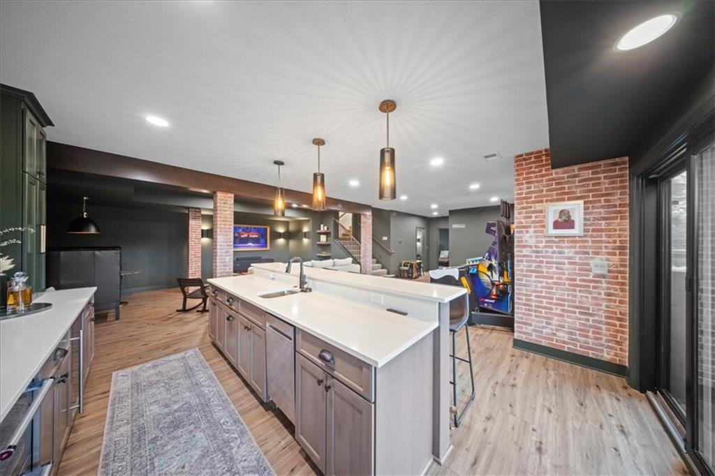 9872 Saddletop Street