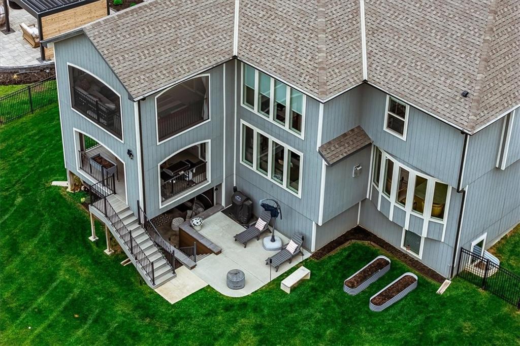 9872 Saddletop Street