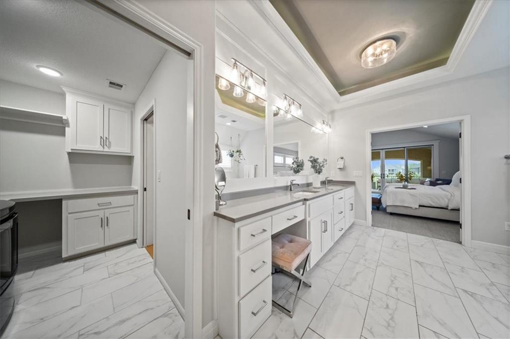 9872 Saddletop Street