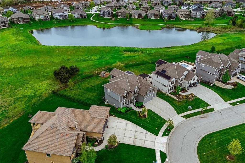 9872 Saddletop Street