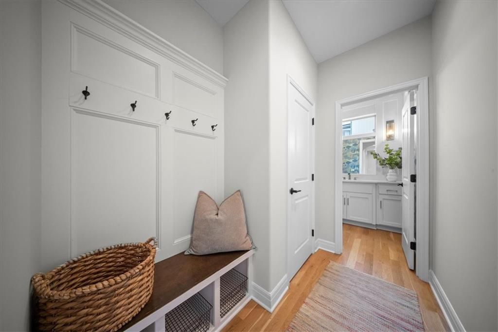 9872 Saddletop Street