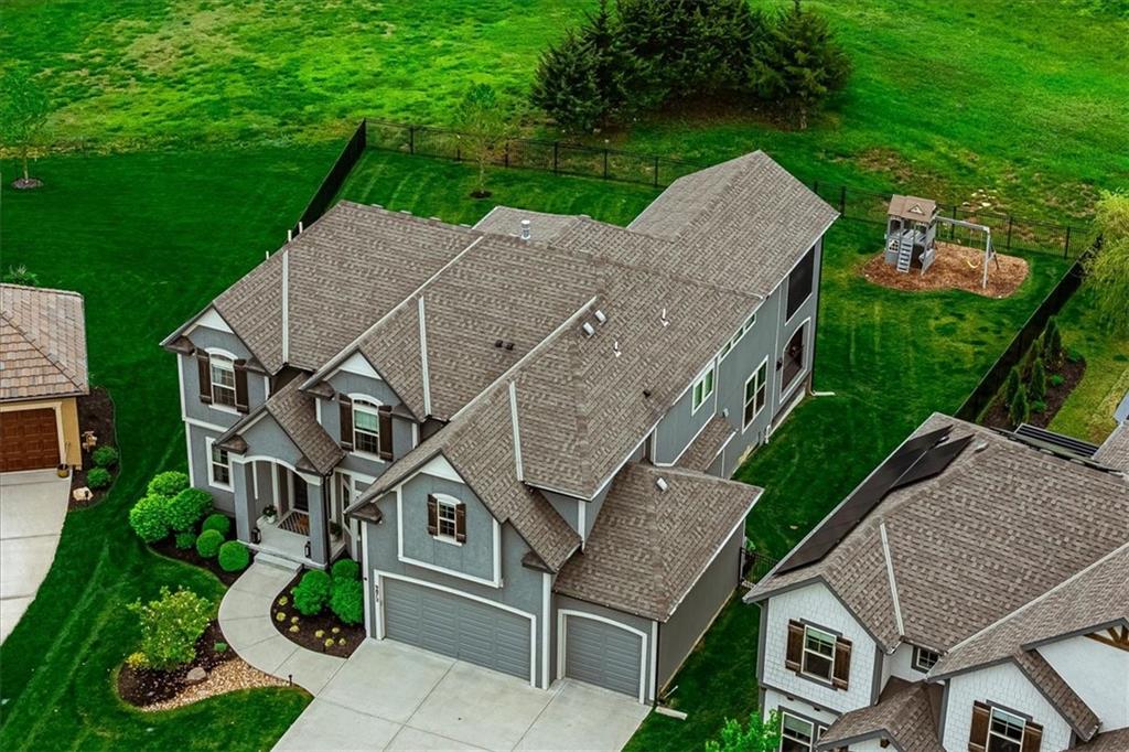 9872 Saddletop Street