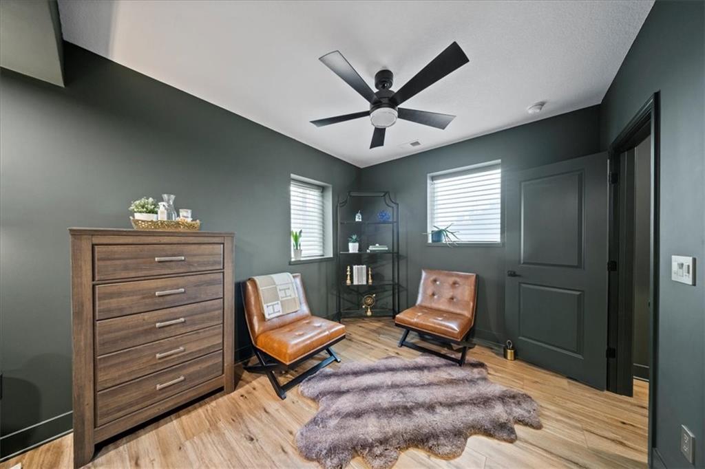 9872 Saddletop Street