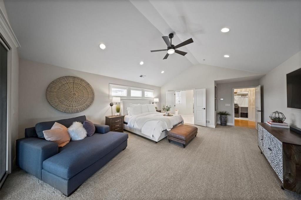 9872 Saddletop Street