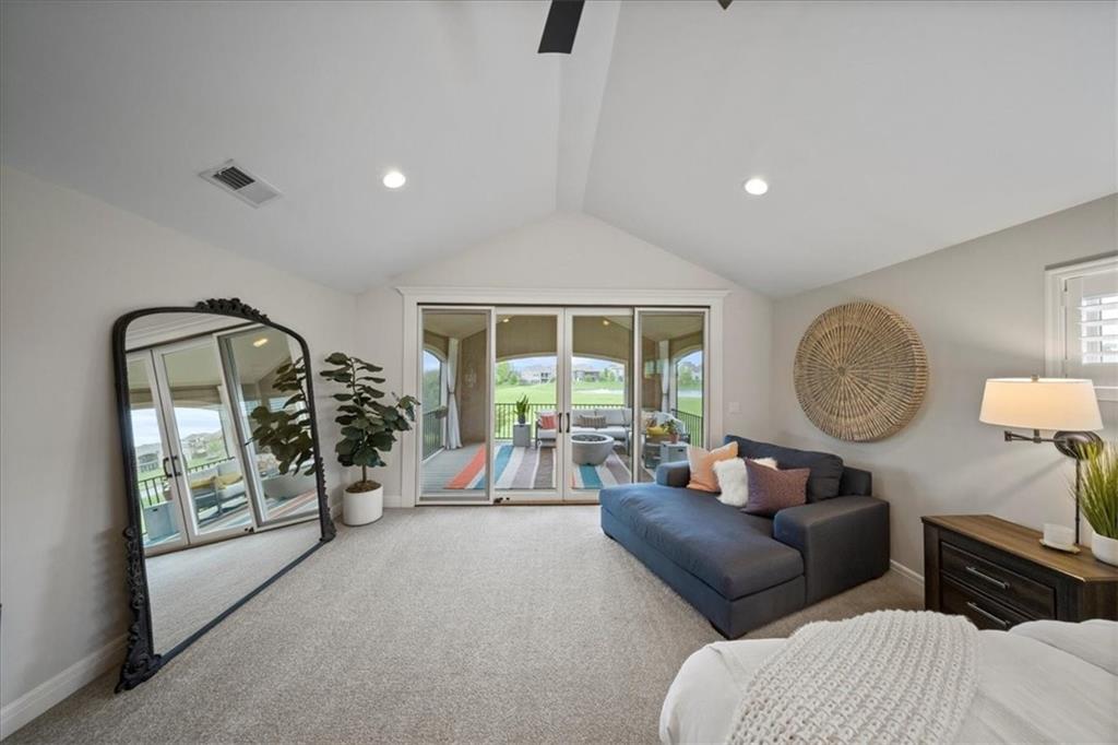 9872 Saddletop Street