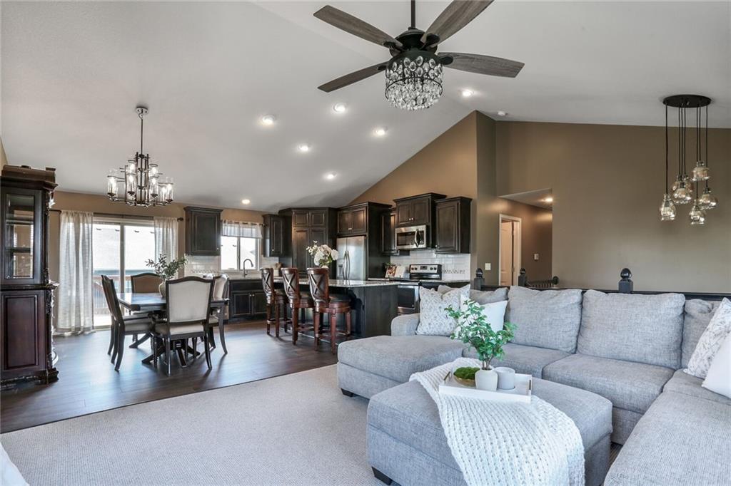 100 SW Wind Garden Circle