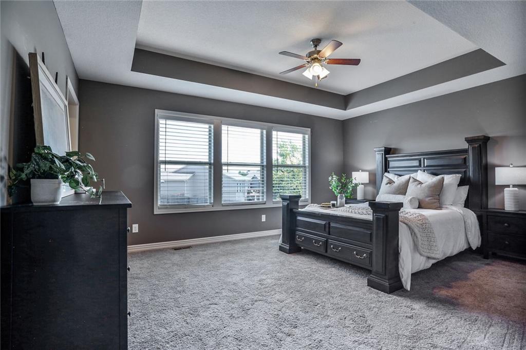 100 SW Wind Garden Circle