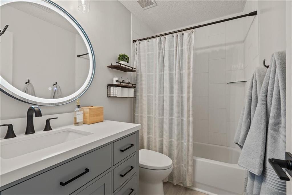 18140 W 159th Terrace