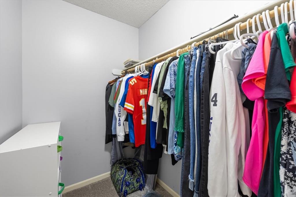 5833 Longview Street