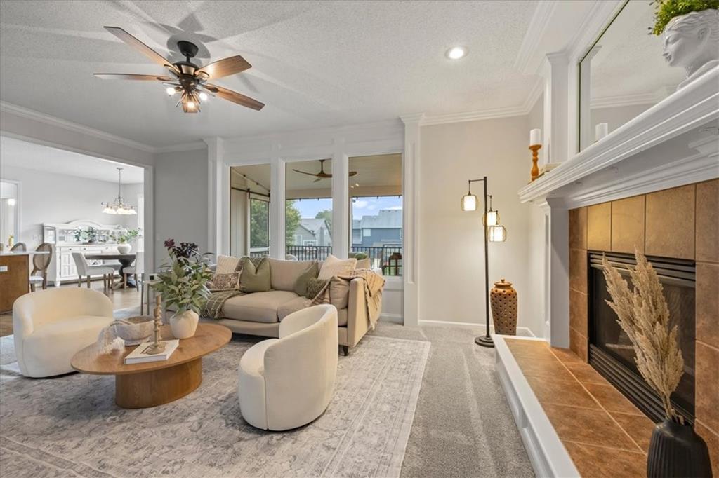 5833 Longview Street