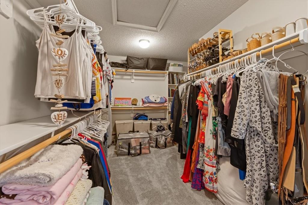 5833 Longview Street