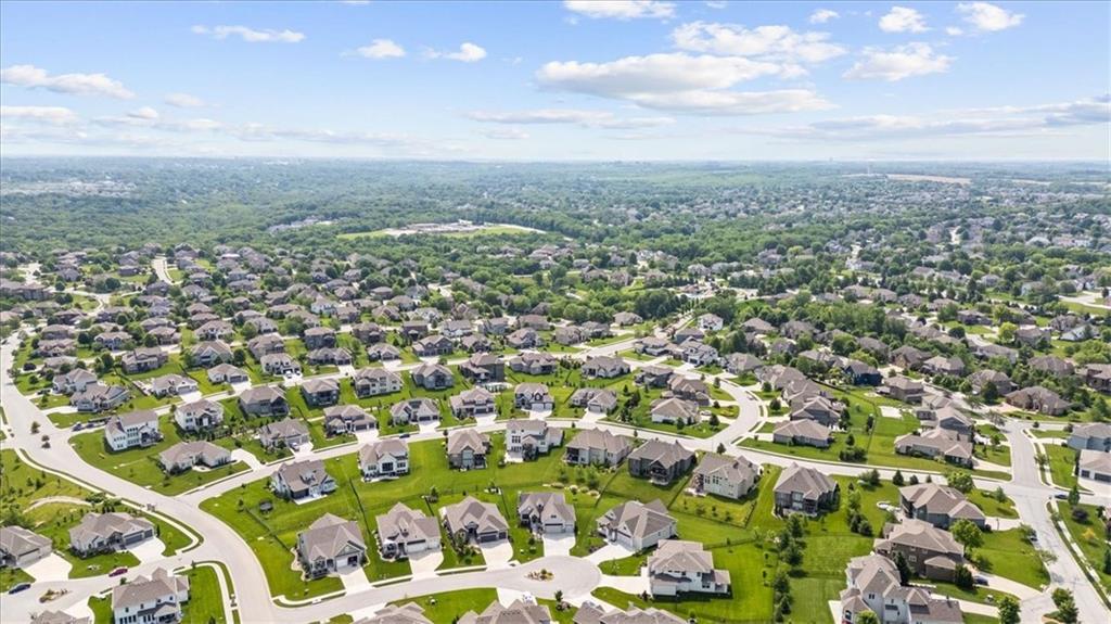 3053 NW Thoreau Lane