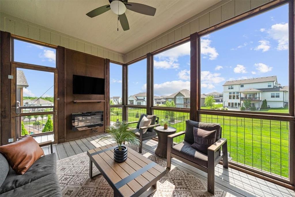 3053 NW Thoreau Lane