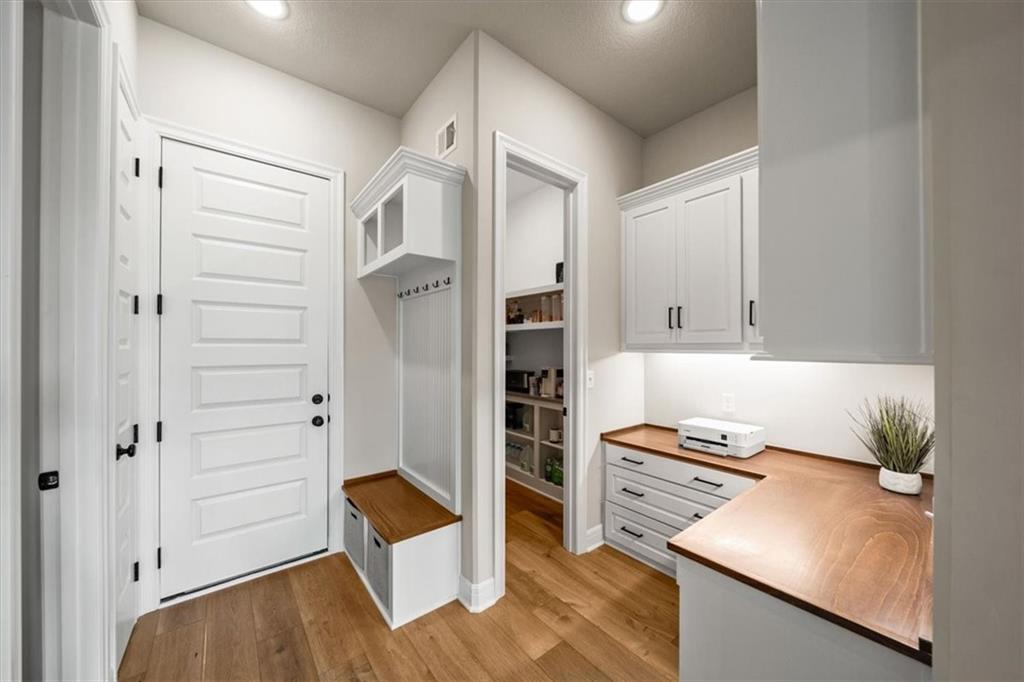 3053 NW Thoreau Lane