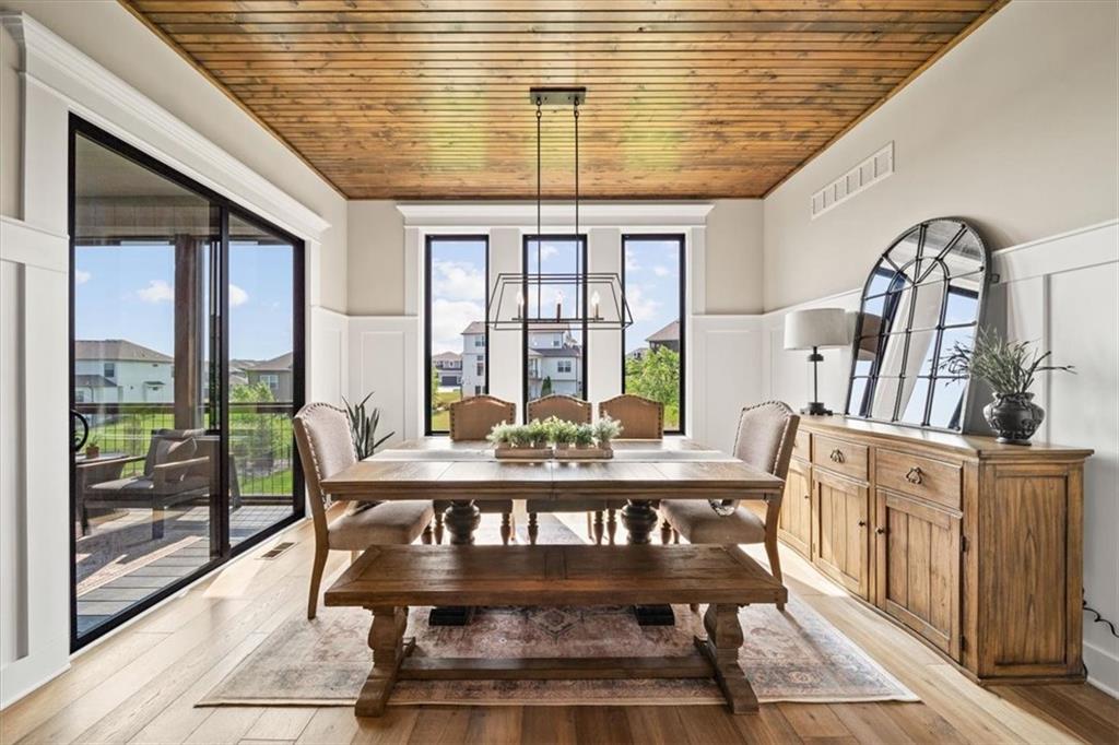 3053 NW Thoreau Lane