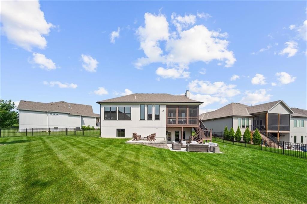 3053 NW Thoreau Lane