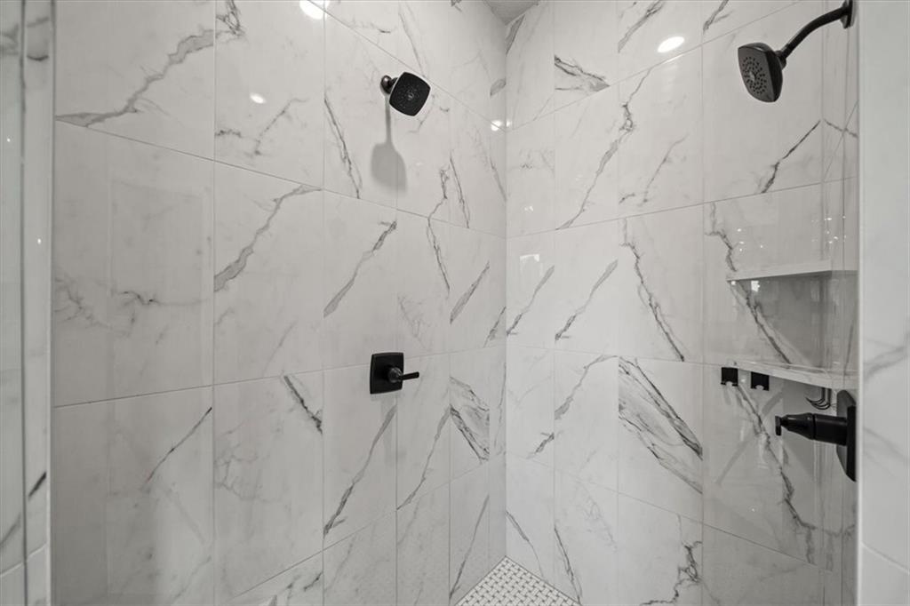 3053 NW Thoreau Lane