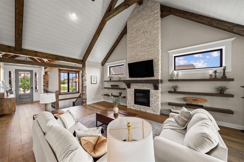 3053 NW Thoreau Lane